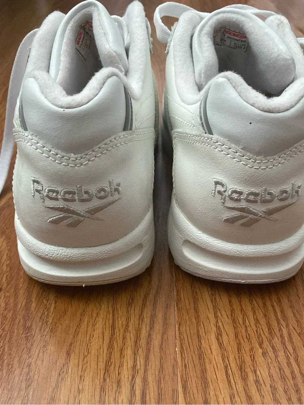 Reebok White Leather sneakers